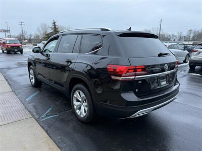 2018 Volkswagen Atlas V6 SE 4Motion   - Photo 7 - Flushing, MI 48433