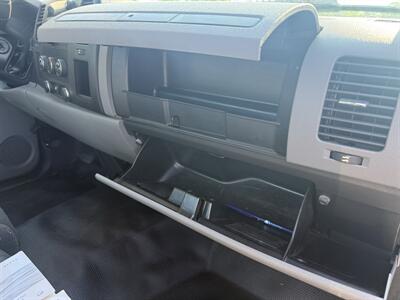 2011 Chevrolet Silverado 1500 Work Truck V8 - Photo 23 - Flushing, MI 48433