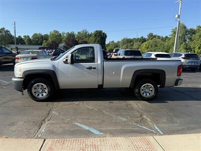 2011 Chevrolet Silverado 1500 Work Truck V8 - Photo 8 - Flushing, MI 48433