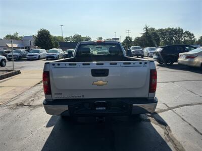 2011 Chevrolet Silverado 1500 Work Truck V8 - Photo 6 - Flushing, MI 48433