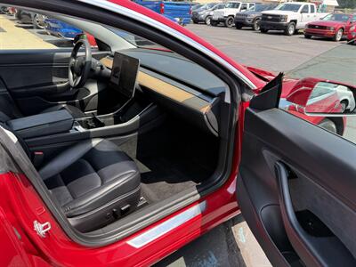 2020 Tesla Model 3 Long Range  AWD - Photo 29 - Flushing, MI 48433
