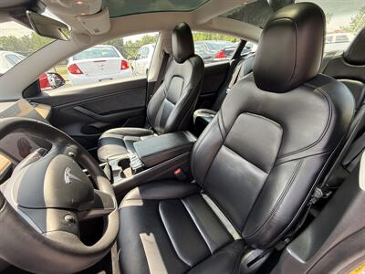 2020 Tesla Model 3 Long Range  AWD - Photo 15 - Flushing, MI 48433