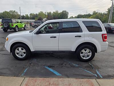 2012 Ford Escape XLS   - Photo 7 - Flushing, MI 48433