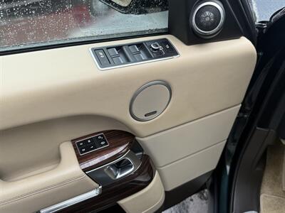 2014 Land Rover Range Rover Supercharged  4WD - Photo 15 - Flushing, MI 48433
