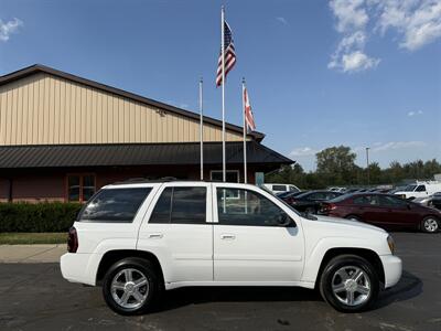 2008 Chevrolet Trailblazer 3LT 4X4   - Photo 4 - Flushing, MI 48433