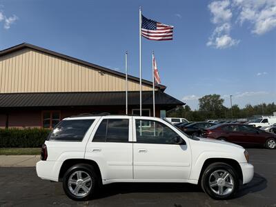 2008 Chevrolet Trailblazer 3LT 4X4   - Photo 5 - Flushing, MI 48433