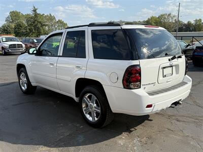 2008 Chevrolet Trailblazer 3LT 4X4   - Photo 8 - Flushing, MI 48433