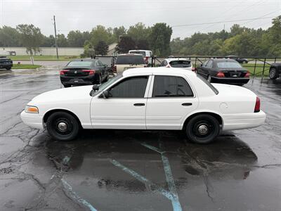 2011 Ford Crown Victoria Police Interceptor - Photo 7 - Flushing, MI 48433