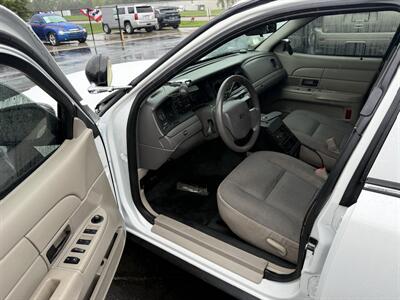 2011 Ford Crown Victoria Police Interceptor - Photo 10 - Flushing, MI 48433