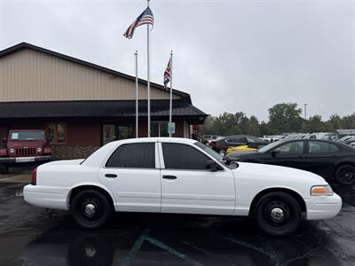 2011 Ford Crown Victoria Police Interceptor - Photo 6 - Flushing, MI 48433