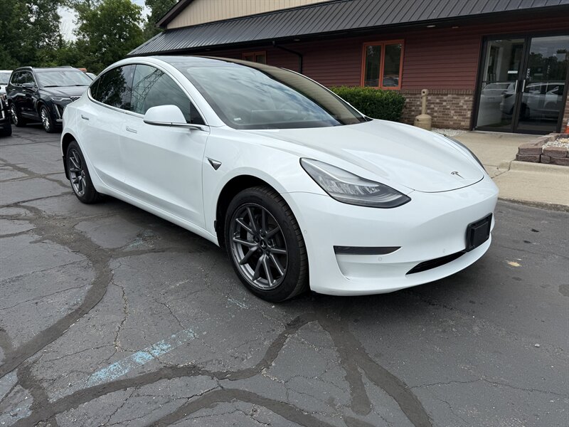 2019 Tesla Model 3 Standard Range Plus  