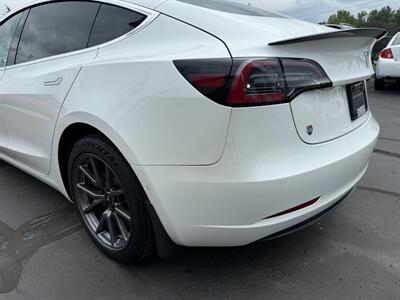 2019 Tesla Model 3 Standard Range Plus   - Photo 12 - Flushing, MI 48433