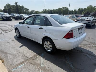 2007 Ford Focus ZX4 S - Photo 7 - Flushing, MI 48433