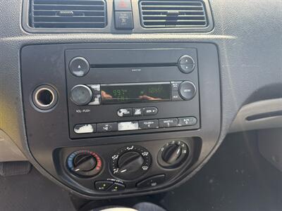 2007 Ford Focus ZX4 S - Photo 9 - Flushing, MI 48433