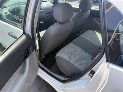2007 Ford Focus ZX4 S - Photo 20 - Flushing, MI 48433