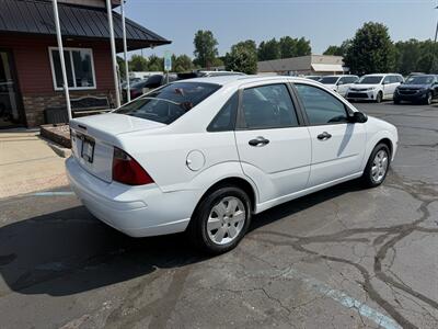 2007 Ford Focus ZX4 S - Photo 5 - Flushing, MI 48433