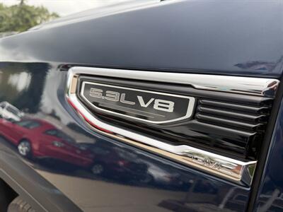 2019 GMC Sierra 1500 SLE Crew Cab  4X4 - Photo 9 - Flushing, MI 48433