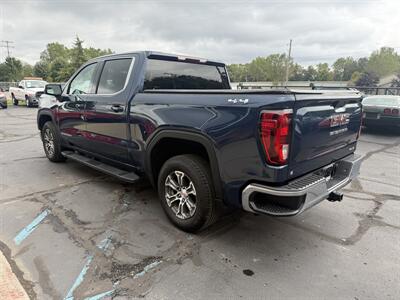 2019 GMC Sierra 1500 SLE Crew Cab  4X4 - Photo 7 - Flushing, MI 48433