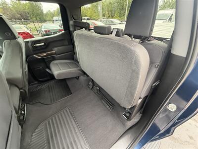 2019 GMC Sierra 1500 SLE Crew Cab  4X4 - Photo 24 - Flushing, MI 48433