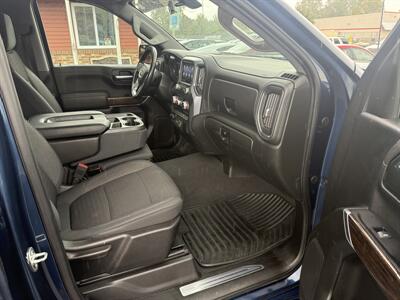 2019 GMC Sierra 1500 SLE Crew Cab  4X4 - Photo 30 - Flushing, MI 48433