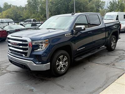 2019 GMC Sierra 1500 SLE Crew Cab  4X4 - Photo 2 - Flushing, MI 48433