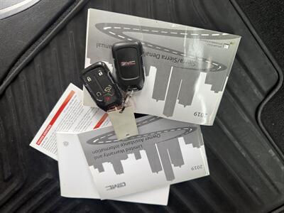 2019 GMC Sierra 1500 SLE Crew Cab  4X4 - Photo 32 - Flushing, MI 48433