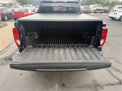 2019 GMC Sierra 1500 SLE Crew Cab  4X4 - Photo 26 - Flushing, MI 48433