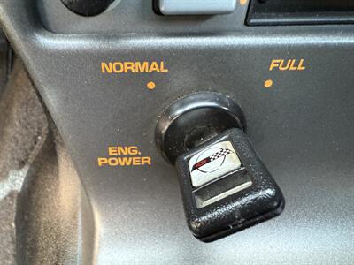 1990 Chevrolet Corvette ZR1   - Photo 24 - Flushing, MI 48433