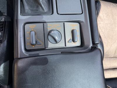 1990 Chevrolet Corvette ZR1   - Photo 23 - Flushing, MI 48433