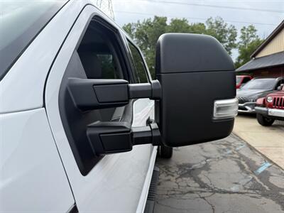 2017 Ford F-350 Super Duty XLT  4X4 DRW - Photo 38 - Flushing, MI 48433