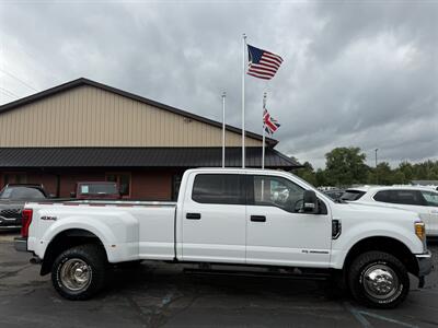 2017 Ford F-350 Super Duty XLT  4X4 DRW - Photo 4 - Flushing, MI 48433