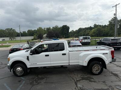 2017 Ford F-350 Super Duty XLT  4X4 DRW - Photo 8 - Flushing, MI 48433