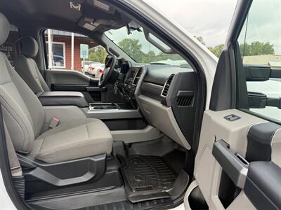 2017 Ford F-350 Super Duty XLT  4X4 DRW - Photo 36 - Flushing, MI 48433