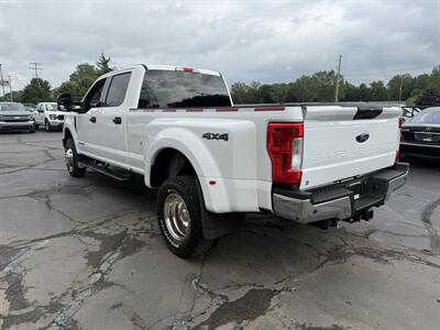 2017 Ford F-350 Super Duty XLT  4X4 DRW - Photo 7 - Flushing, MI 48433