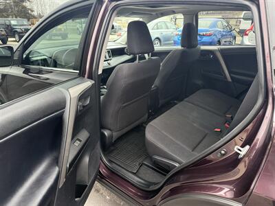 2017 Toyota RAV4 XLE  AWD - Photo 23 - Flushing, MI 48433
