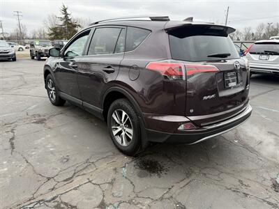 2017 Toyota RAV4 XLE  AWD - Photo 7 - Flushing, MI 48433