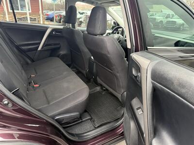 2017 Toyota RAV4 XLE  AWD - Photo 25 - Flushing, MI 48433