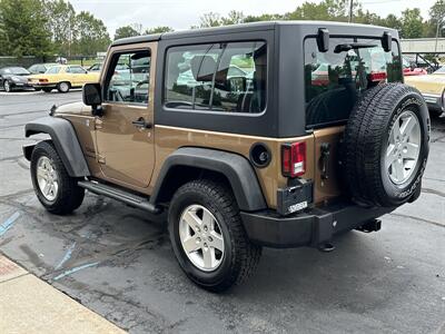 2015 Jeep Wrangler Sport  4WD - Photo 7 - Flushing, MI 48433