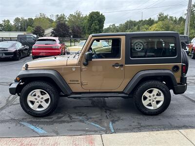 2015 Jeep Wrangler Sport  4WD - Photo 8 - Flushing, MI 48433