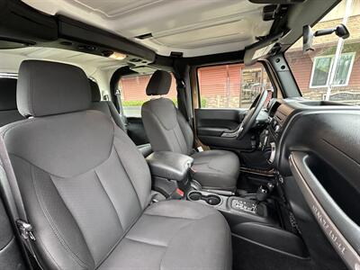 2015 Jeep Wrangler Sport  4WD - Photo 22 - Flushing, MI 48433