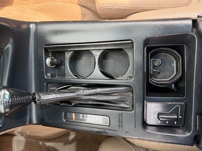 1994 Chevrolet Corvette   - Photo 22 - Flushing, MI 48433