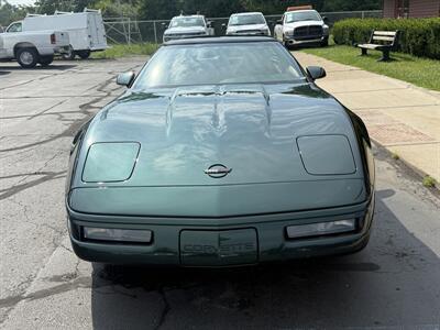 1994 Chevrolet Corvette   - Photo 4 - Flushing, MI 48433