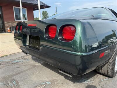 1994 Chevrolet Corvette   - Photo 18 - Flushing, MI 48433