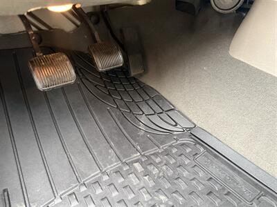 2006 Jeep Wrangler X  6-Speed   - Photo 17 - Flushing, MI 48433