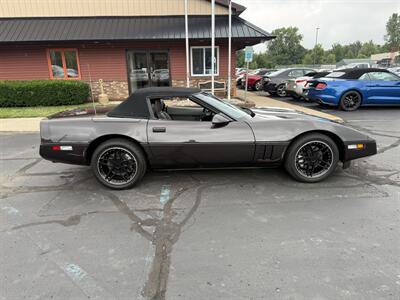 1990 Chevrolet Corvette Convertible   - Photo 27 - Flushing, MI 48433