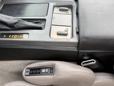 1990 Chevrolet Corvette Convertible   - Photo 15 - Flushing, MI 48433