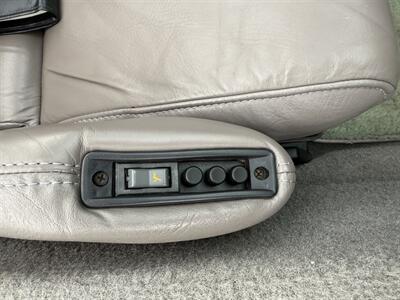 1990 Chevrolet Corvette Convertible   - Photo 18 - Flushing, MI 48433