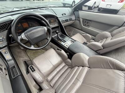 1990 Chevrolet Corvette Convertible   - Photo 10 - Flushing, MI 48433