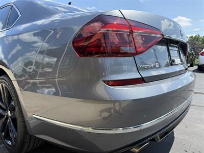 2017 Volkswagen Passat 1.8T R-Line   - Photo 30 - Flushing, MI 48433