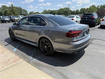2017 Volkswagen Passat 1.8T R-Line   - Photo 7 - Flushing, MI 48433